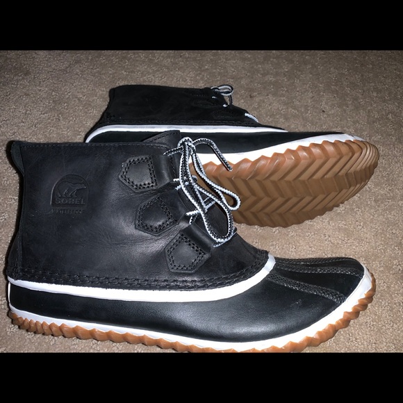 Sorel Shoes - Sorel  wm’s Out n About boot size 10